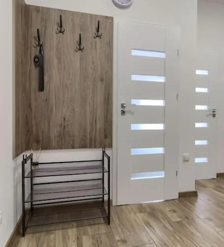 Geodezyjna'70 Cozy P1 *