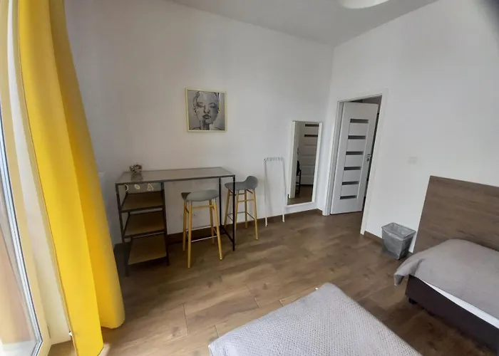 Geodezyjna'70 Cozy P1 * Varsóvia