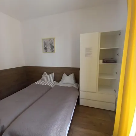 Geodezyjna'70 Cozy P1 * Warschau